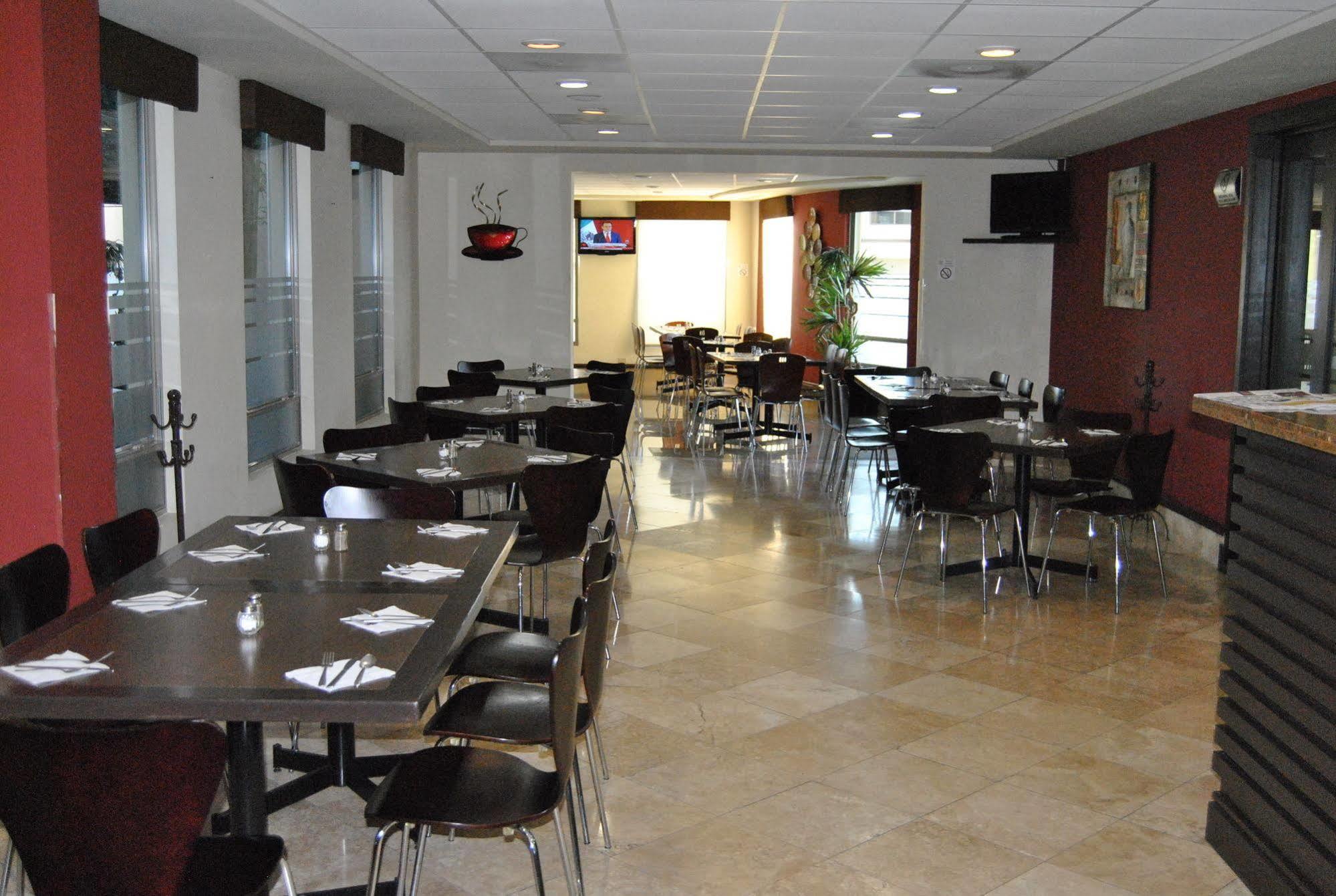 Hotel Alameda Express Матаморос Екстериор снимка